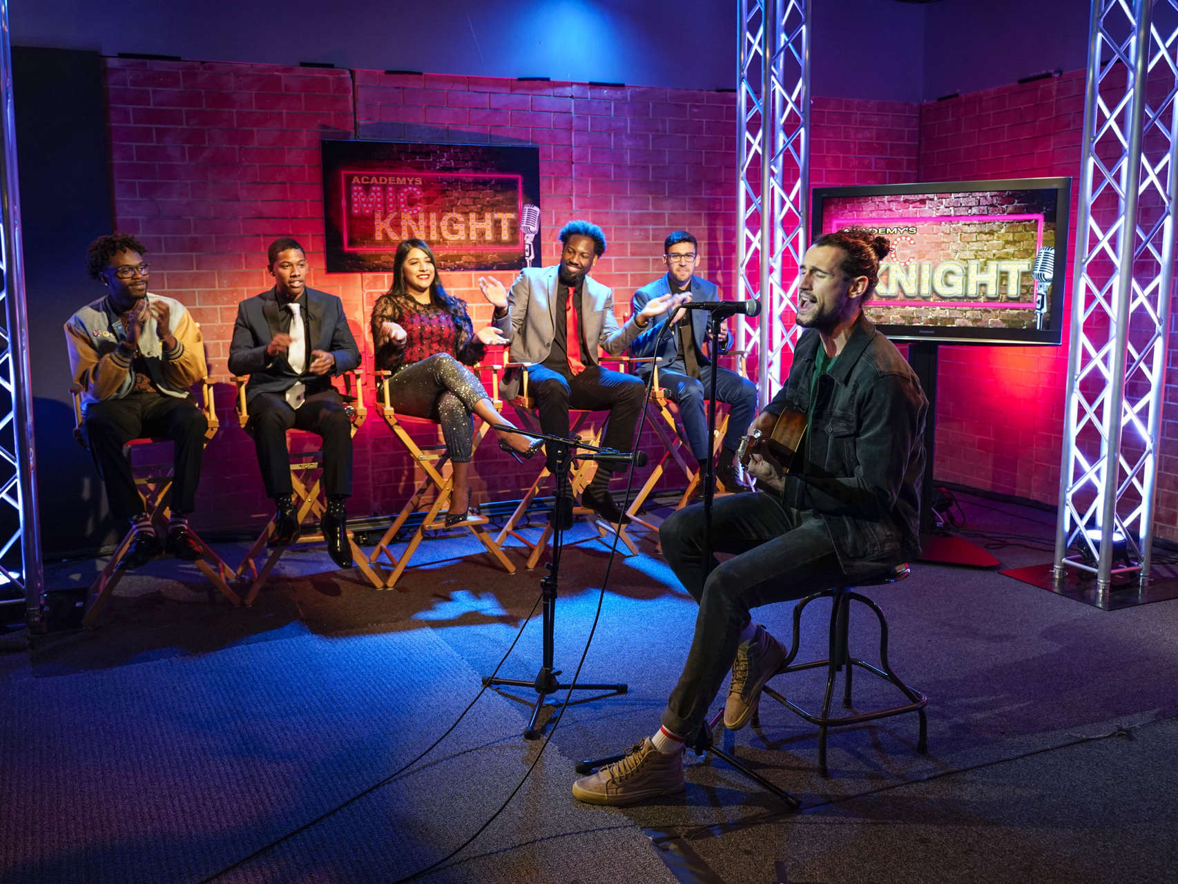 Entertainment Arts - School of Communications students at Mic Knight