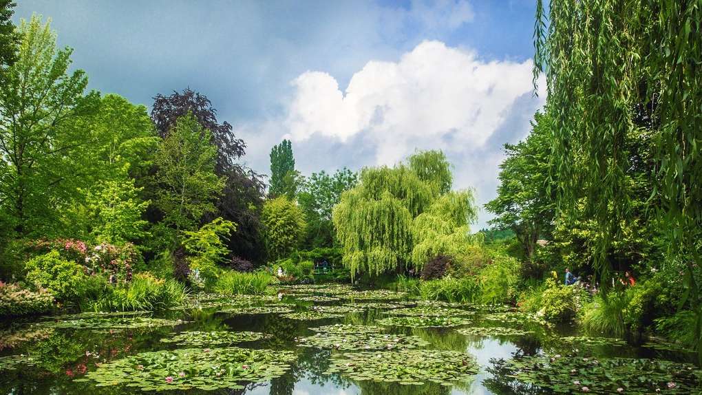 7 Garden Wonders_Monet's Garden- Nadrog : Pixabay