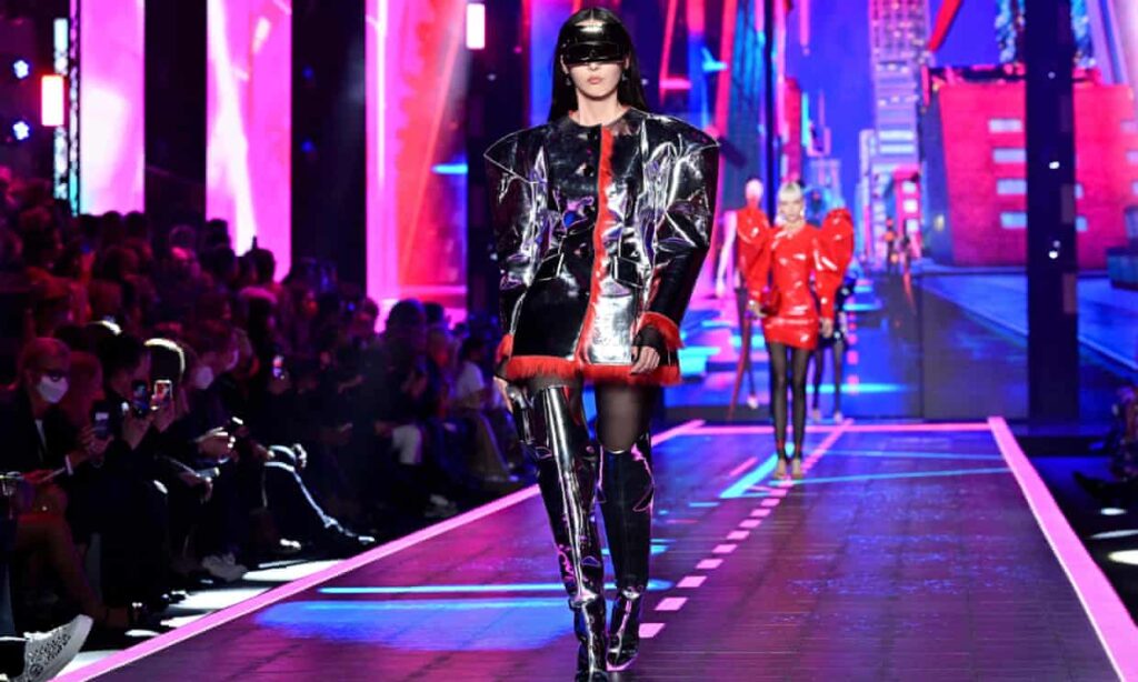 Dolce & Gabbana metaverse themed fashion show