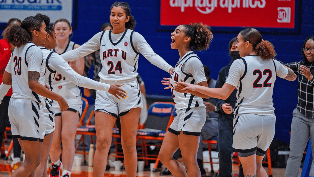 WBB Team (photo by Trenton Hernandez)